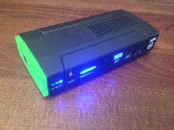 Универсальное пуско-зарядное устройство JUMP STARTER 65